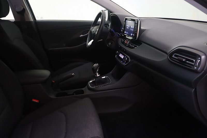 Hyundai i30 1.0 TGDI Klass LR 48V 120