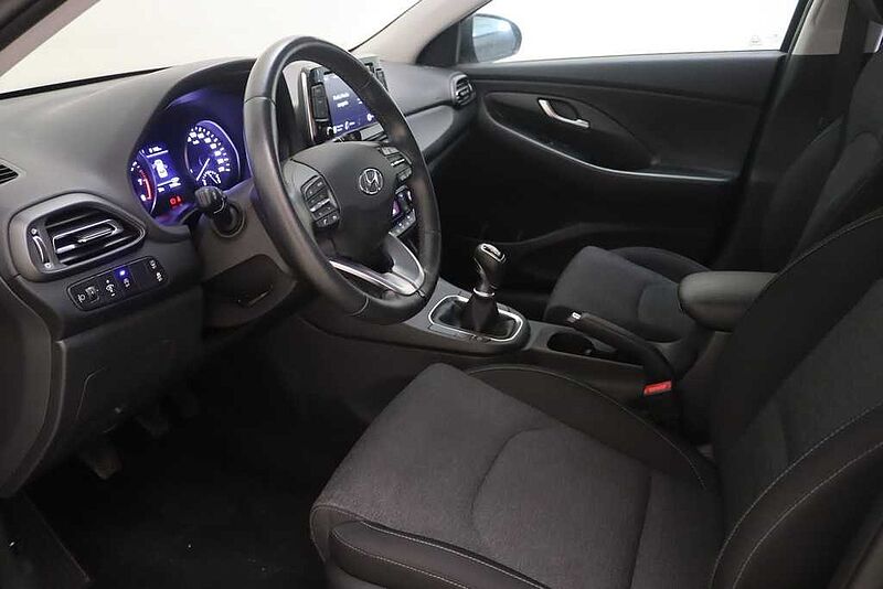 Hyundai i30 1.0 TGDI Klass LR 48V 120